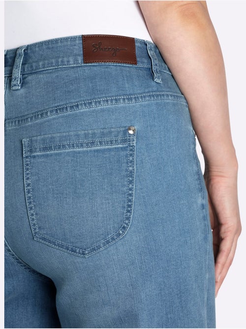 Jean 7/8 Jambes Larges Mode - Taille Standard - Sheego - Kiabi Jean 7/8 Jambes Larges Mode - Taille Standard - Sheego - Kiabi