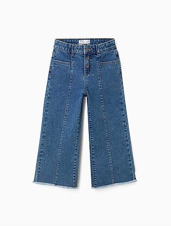 Jean à jambe large avec ourlets effilochés
