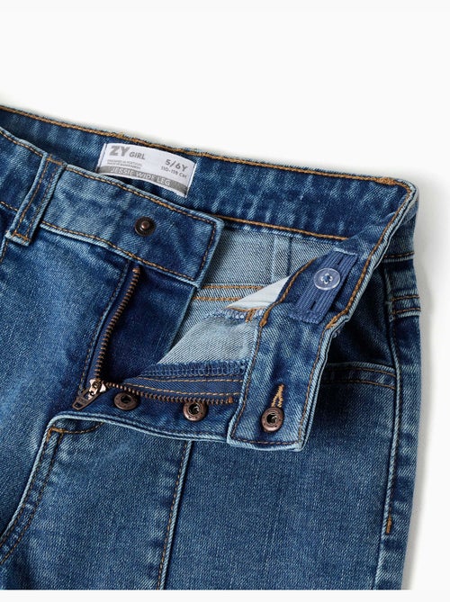 Jean à jambe large avec ourlets effilochés - Kiabi