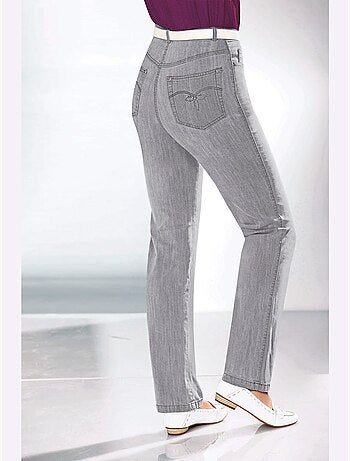 Jean à la coupe élancée avec broderie sur les poches arrière - taille standard - witt