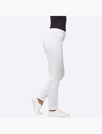 Jean à la coupe étroite avec ceinture élastique confortable - taille courte - moda vilona