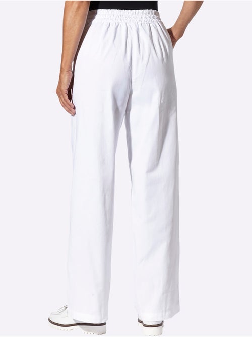 Jean à la coupe haute avec jambes larges et ceinture élastique - Taille standard - Moda Vilona - Kiabi