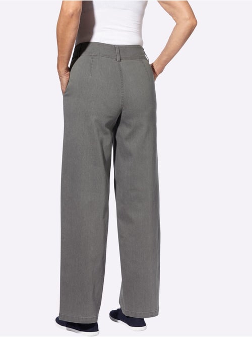 Jean à taille haute avec jambes larges et boutons - Taille standard - Moda Vilona - Kiabi