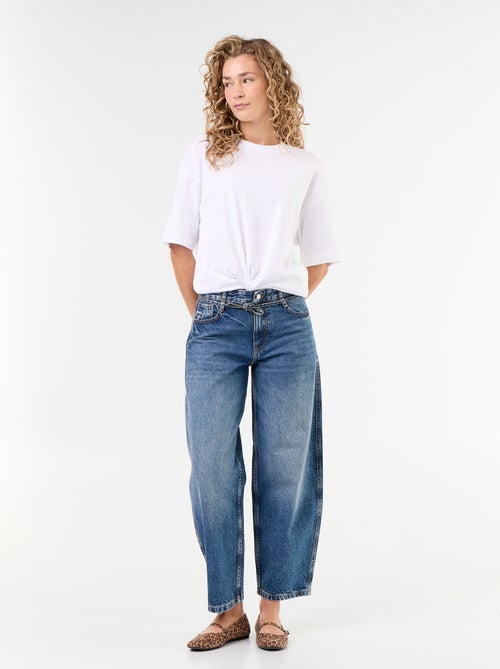 Jean barrel avec ceinture à nouer - Kiabi Jean barrel avec ceinture à nouer - Kiabi