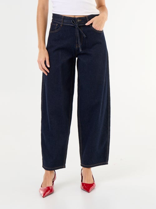 Jean barrel avec ceinture à nouer - Kiabi Jean barrel avec ceinture à nouer - Kiabi