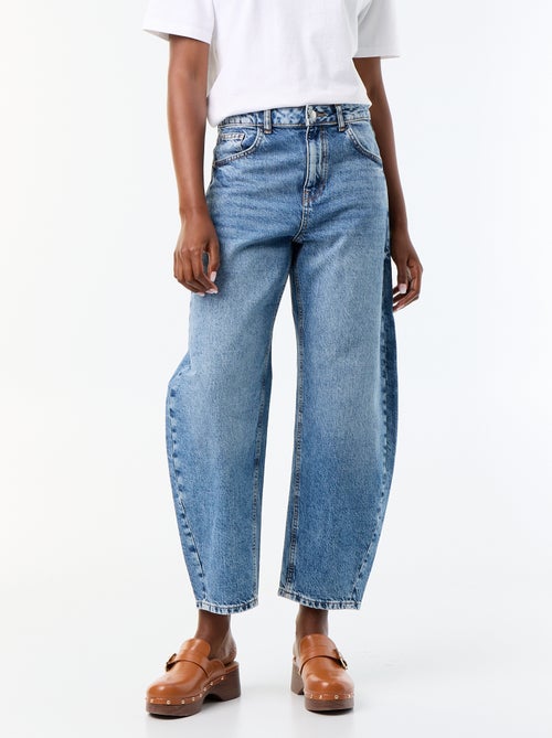 Jean barrel / coupe large taille haute - Kiabi Jean barrel / coupe large taille haute - Kiabi