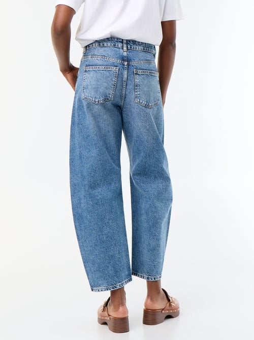 Jean barrel / coupe large taille haute - Kiabi Jean barrel / coupe large taille haute - Kiabi