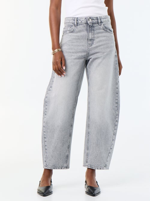 Jean barrel / coupe large taille haute - Kiabi Jean barrel / coupe large taille haute - Kiabi