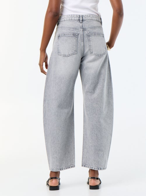 Jean barrel / coupe large taille haute - Kiabi Jean barrel / coupe large taille haute - Kiabi