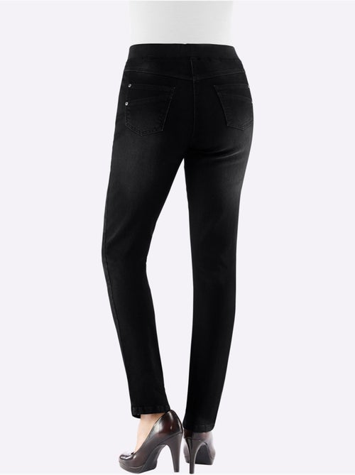 Jean coton avec ceinture tricotée intégrée et poches pratiques - Taille standard - Witt - Kiabi Jean coton avec ceinture tricotée intégrée et poches pratiques - Taille standard - Witt - Kiabi