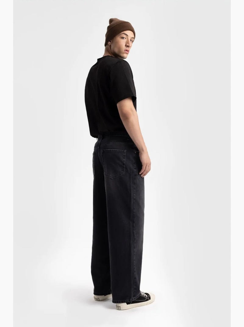 Jean coupe ample à jambe droite giesto Gris Noir - Kiabi