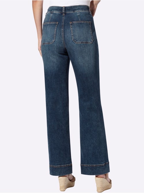Jean Coupe Bootcut Décontractée - Taille Standard - Helline - Kiabi Jean Coupe Bootcut Décontractée - Taille Standard - Helline - Kiabi