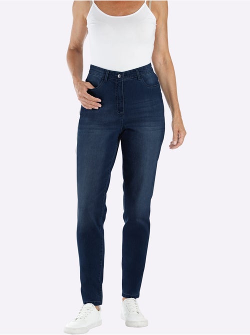 Jean coupe carotte à taille haute avec poches et passants - taille courte - moda vilona - Kiabi Jean coupe carotte à taille haute avec poches et passants - taille courte - moda vilona - Kiabi