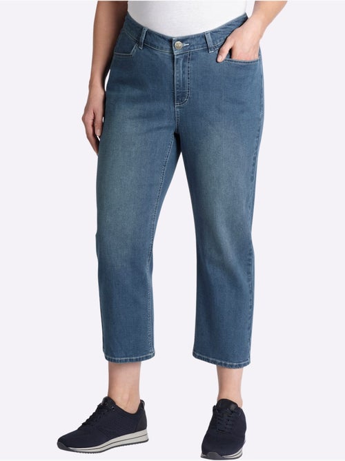 Jean Coupe Droite Aux Jambes - Taille Standard - Sheego - Kiabi Jean Coupe Droite Aux Jambes - Taille Standard - Sheego - Kiabi