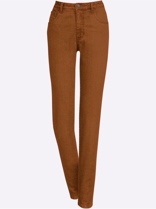 Jean coupe droite avec 5 poches et ceinture à passants - Taille longue - Witt - Kiabi Jean coupe droite avec 5 poches et ceinture à passants - Taille longue - Witt - Kiabi