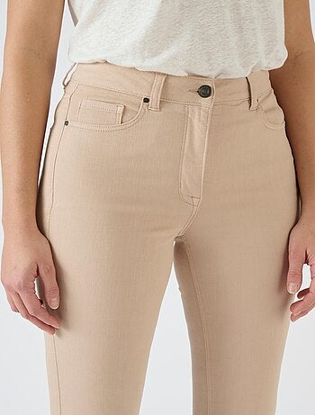 Pantalon Jean D'été Blanc C&A - Taille 44, 98% Coton 2% élasthanne - Neuf Sans étiquette, Coupe Décontractée