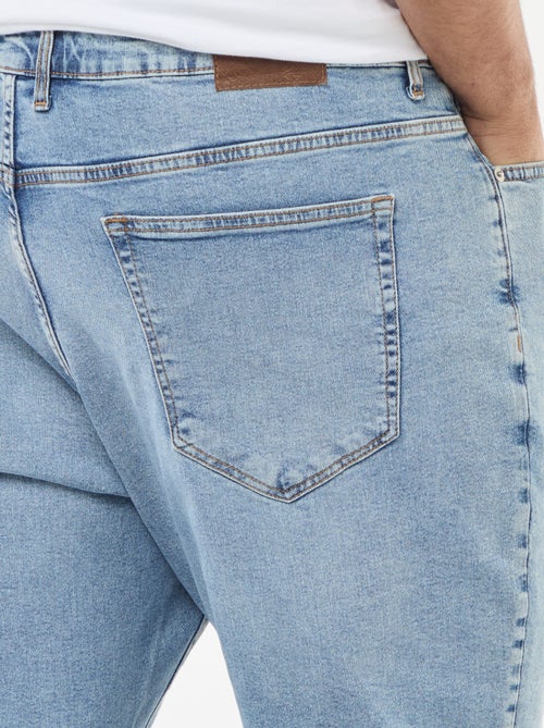 Jean droit à 5 poches - L30 - Kiabi Jean droit à 5 poches - L30 - Kiabi