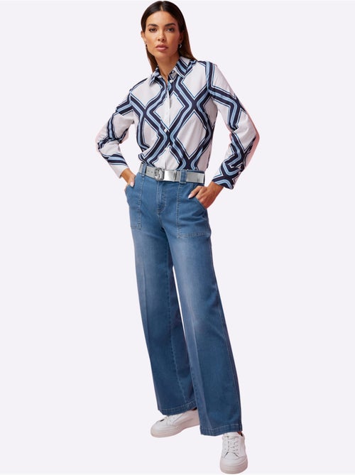 Jean Droit Coupe Tendance Et Large - Taille Standard - Helline - Kiabi Jean Droit Coupe Tendance Et Large - Taille Standard - Helline - Kiabi