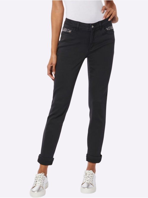 Jean Droit Mélange Coton Et Lyocell De Qualité - Taille Courte - Helline - Kiabi Jean Droit Mélange Coton Et Lyocell De Qualité - Taille Courte - Helline - Kiabi