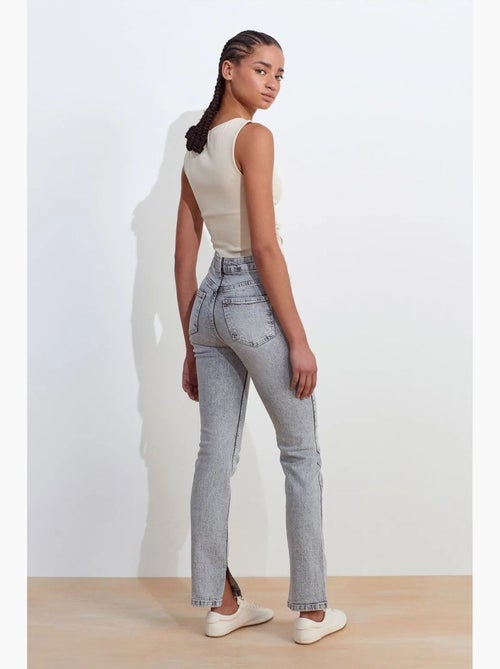 Jean droit slim à taille haute dilvin - Kiabi