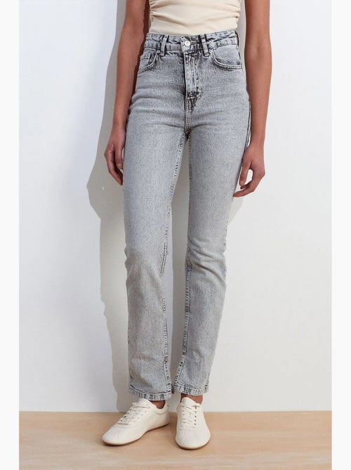 Jean droit slim à taille haute dilvin - Kiabi