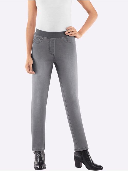 Jean en coton avec ceinture intégrée et poches confortables - Taille courte - Witt - Kiabi Jean en coton avec ceinture intégrée et poches confortables - Taille courte - Witt - Kiabi