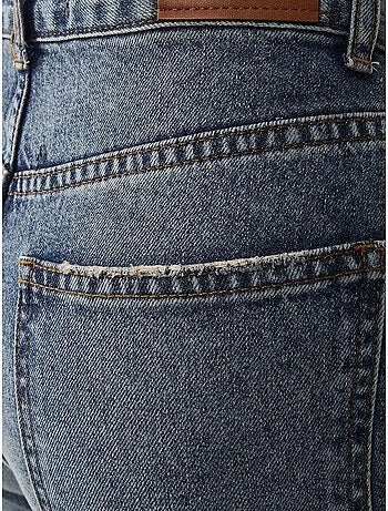 Jean en denim à jambe droite