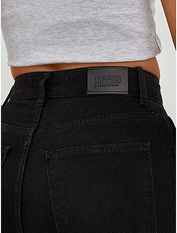 Jean en denim à jambe droite