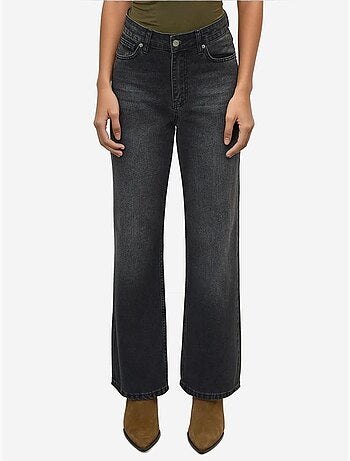 Jean en denim à jambe droite