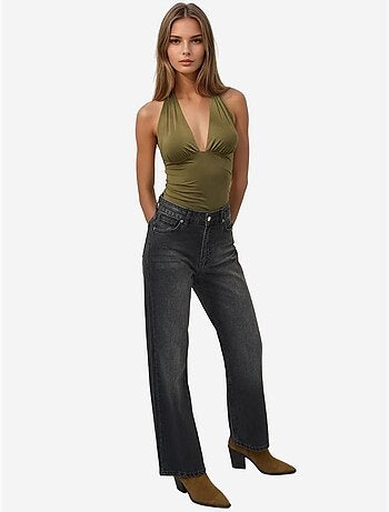 Jean en denim à jambe droite