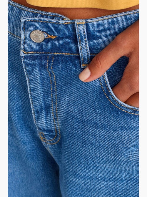 Jean en denim à taille haute et jambe large dilvin - Kiabi Jean en denim à taille haute et jambe large dilvin - Kiabi