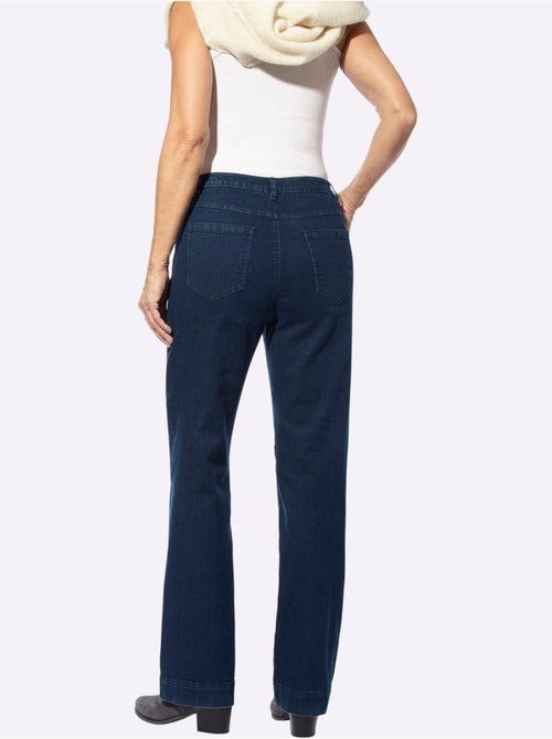 Jean en qualité extensible avec ceinture gainante et coupe classique - taille standard - moda vilona - Kiabi Jean en qualité extensible avec ceinture gainante et coupe classique - taille standard - moda vilona - Kiabi