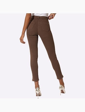 Jean extensible 91% coton - taille courte - helline