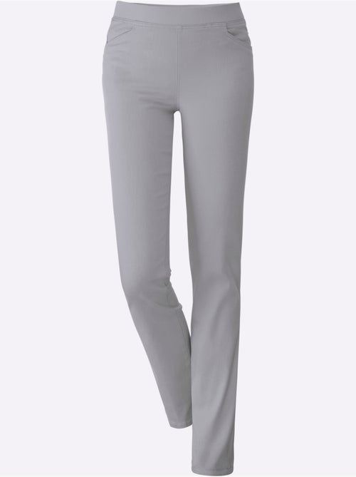 Jean extensible avec ceinture élastique et poches pratiques - Taille courte - Witt - Kiabi Jean extensible avec ceinture élastique et poches pratiques - Taille courte - Witt - Kiabi