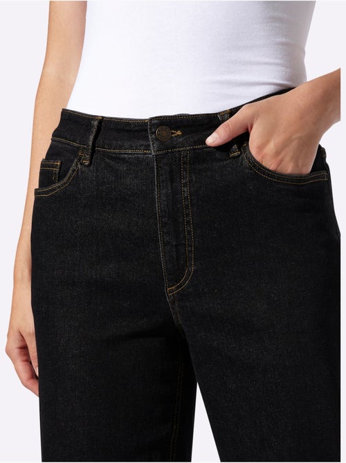 Jean Extensible Finition Des Jambes Avec Revers - Taille Standard - Helline - Kiabi