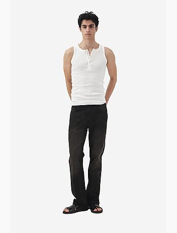 Jean homme à taille mi-haute et jambe droite giesto