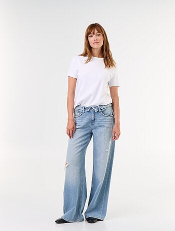 Jean large avec ceinture fantaisie