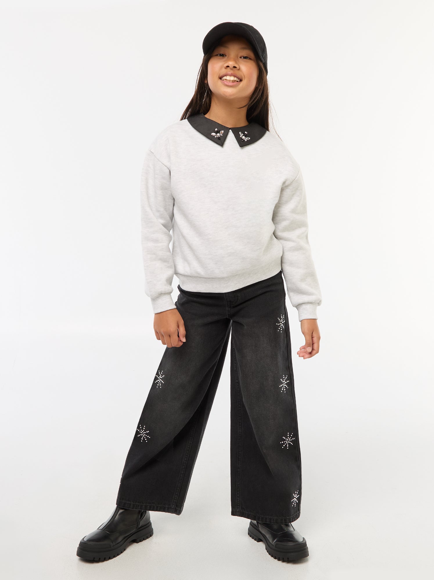 Jean large avec flocons à strass