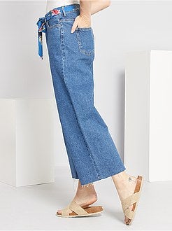 Jean large ceinture fantaisie 'JDY' - Kiabi
