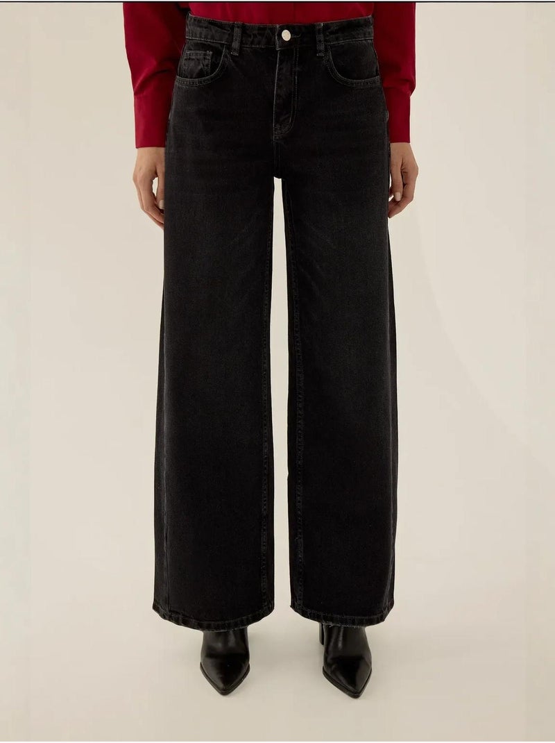 Jean large en denim à effet délavé et coutures apparentes Noir - Kiabi