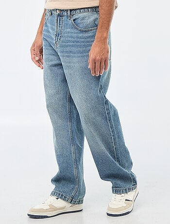 Jean large / relaxed fit à 5 poches