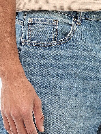 Jean large / relaxed fit à 5 poches