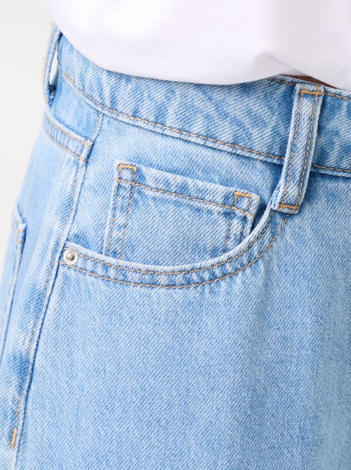 Jean large wide leg avec nœuds fantaisies à la base - Kiabi Jean large wide leg avec nœuds fantaisies à la base - Kiabi