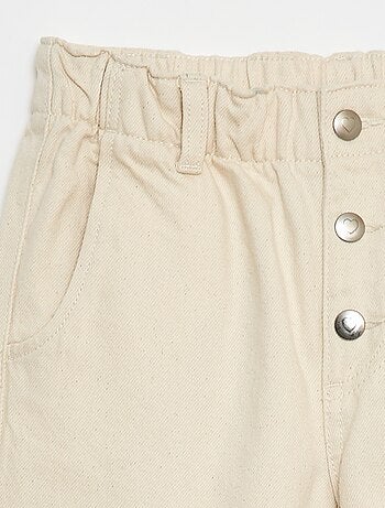 Jean mom avec poches en forme de cœur