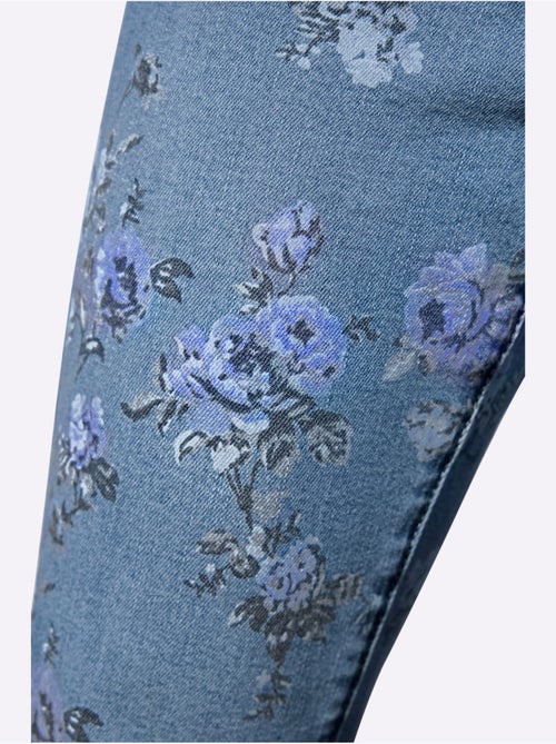 Jean Motif Floral - Taille Standard - Helline - Kiabi Jean Motif Floral - Taille Standard - Helline - Kiabi