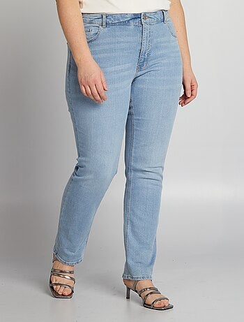 Soldes Jeans bleus femme : découvrez nos modèles - Kiabi