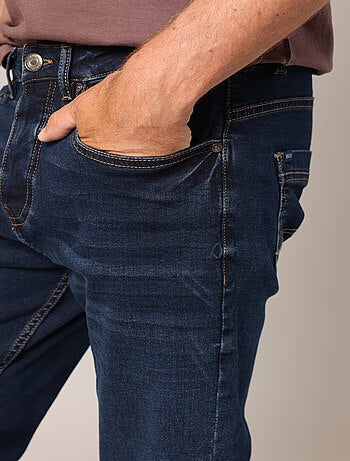 Jean regular en denim stretch confortable 'Deeluxe'