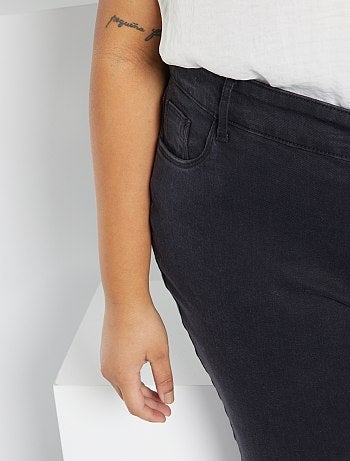 Jean regular en denim stretch longueur 75 cm - Kiabi