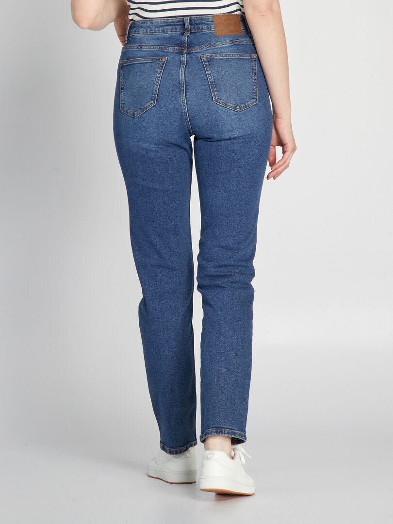 Jean bootcut troué - brut - Kiabi - 18.00€