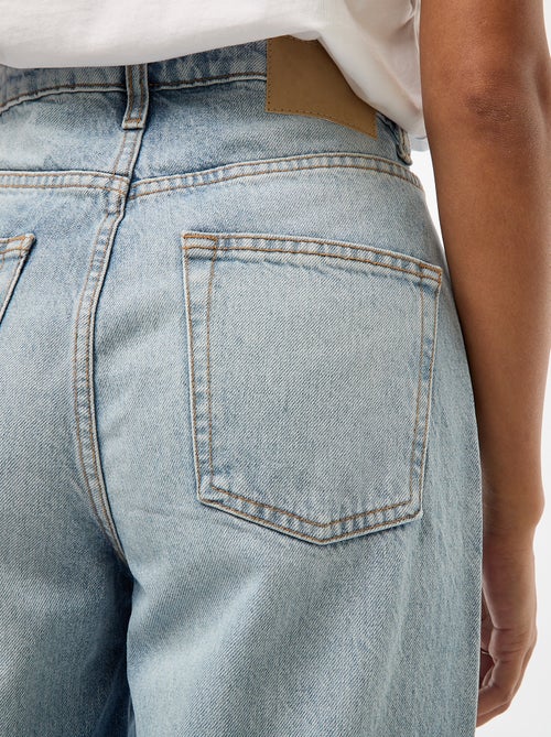 Jean regular / taille haute avec large revers à la base - Kiabi